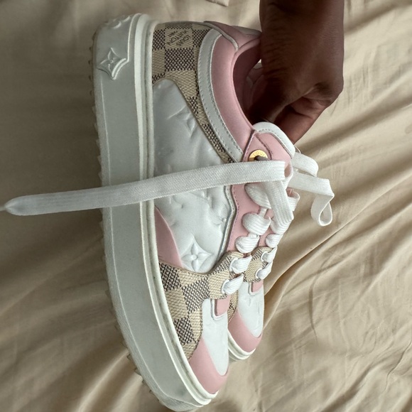 Louis Vuitton time out sneakers - Picture 4 of 7